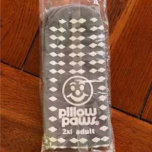 Gray Pillow Paws Non-Slip Socks